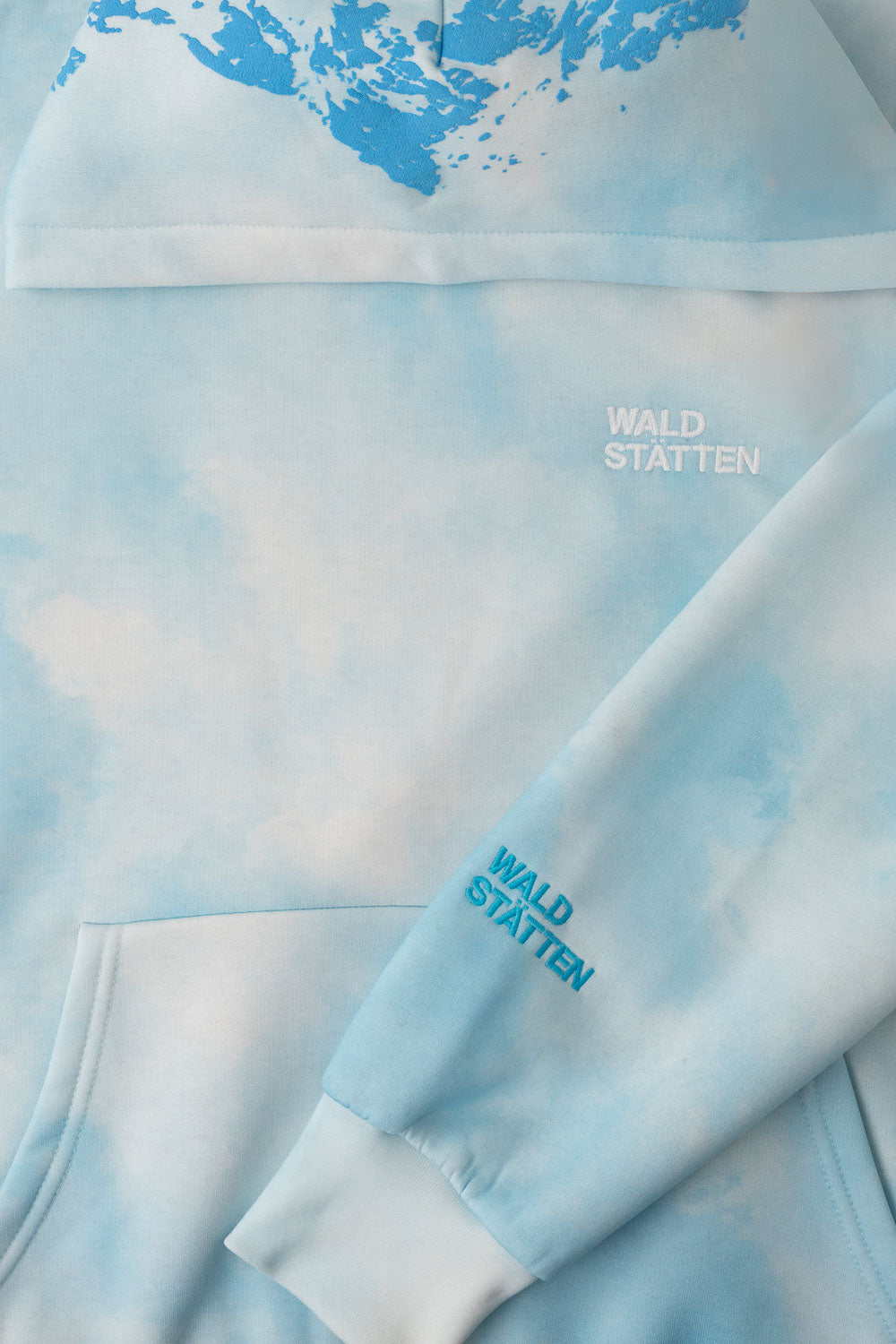 NEW 2026 Heavyweight Sweatshirt UNISEX (Cloud Blue)